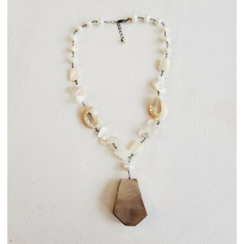 Sterling Silver and Mother of Pearl Necklace w/ Pendant